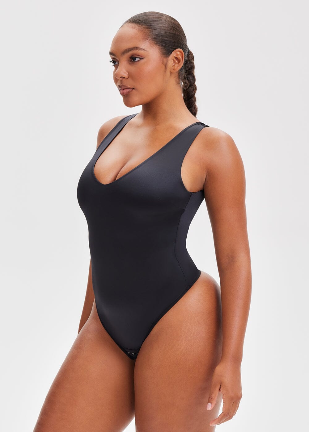 Body Modelador com Decote Fio Dental V-Shape - Regata